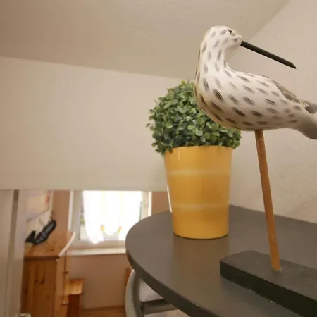38 Apartment *